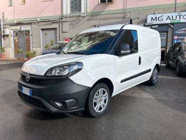 FIAT DOBLO' 3 POSTI CARGO LOUNGE - Cc 1.3 MJET - Cv 95