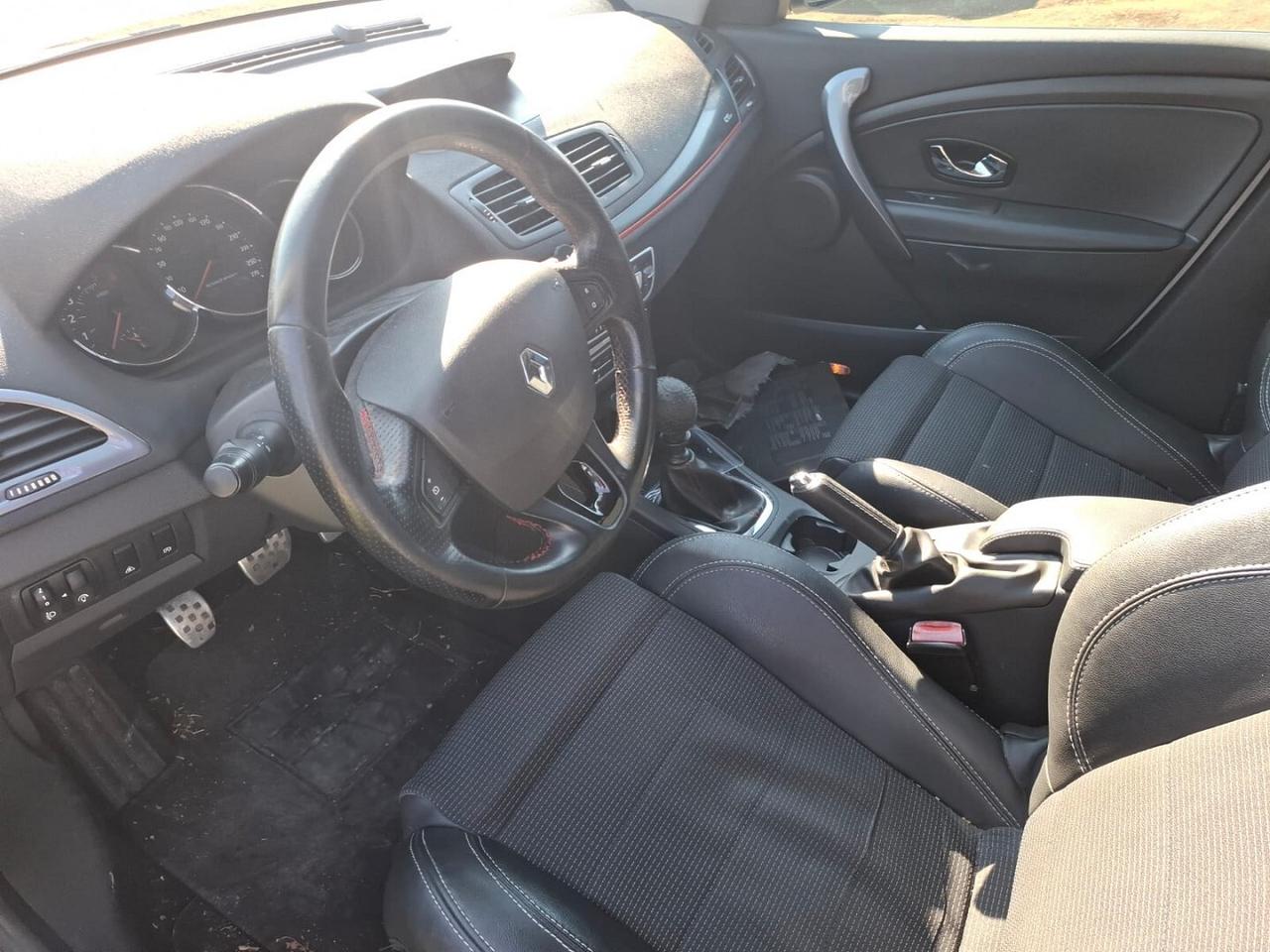 RENAULT MEGANE GT LINE SPORT TOUR SINISTRATA