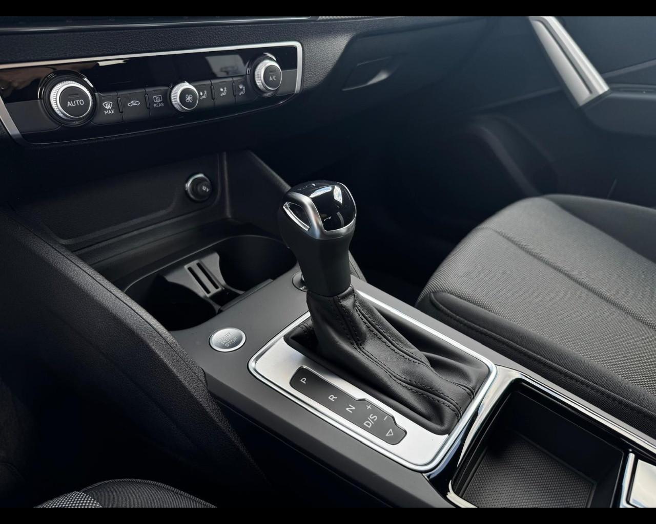 AUDI Q2 35 TFSI S-TRONIC