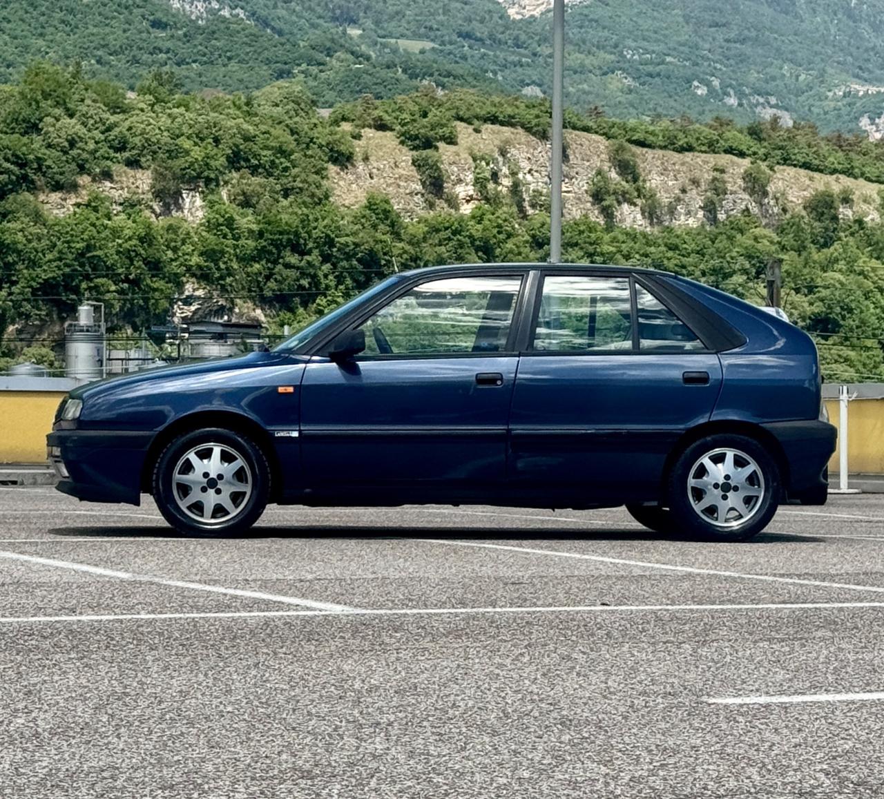 Lancia Delta 1.6 i.e. cat 5 porte LE Neopatentati