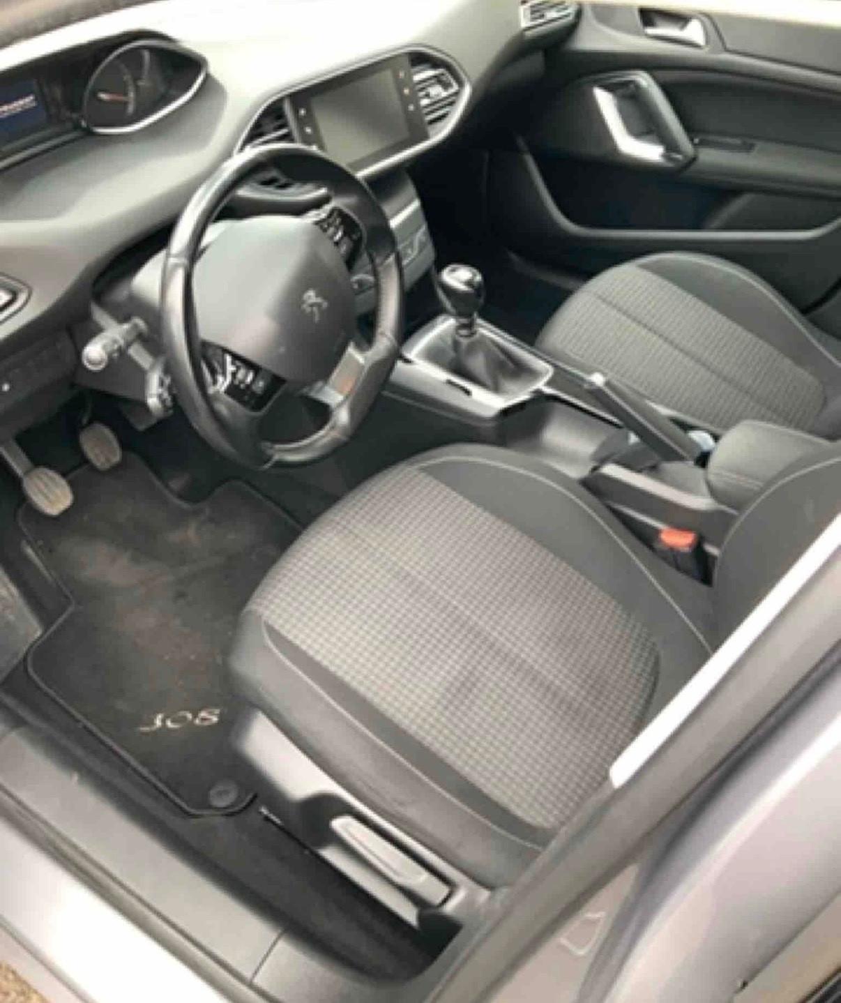 Peugeot 308 BlueHDi 130 S&S SW Business