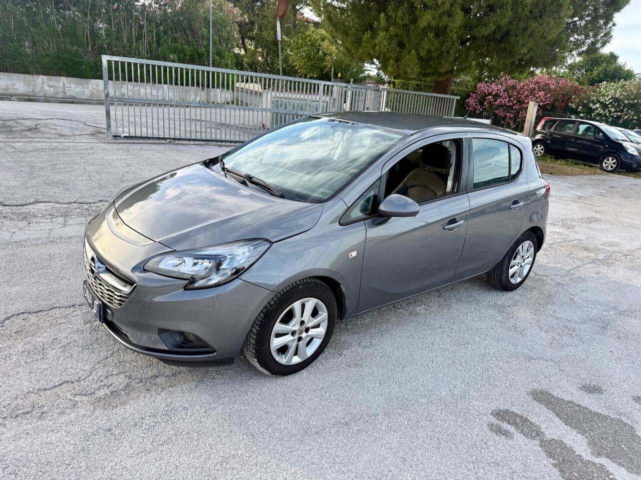 Opel Corsa Bi-fuel 1.4 GPL EURO6B Neopatentati