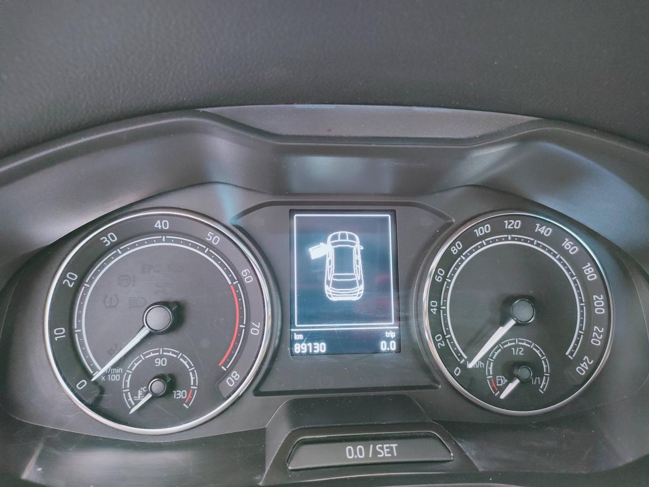 SKODA Kamiq 2019 - Kamiq 1.0 tsi Ambition 110cv