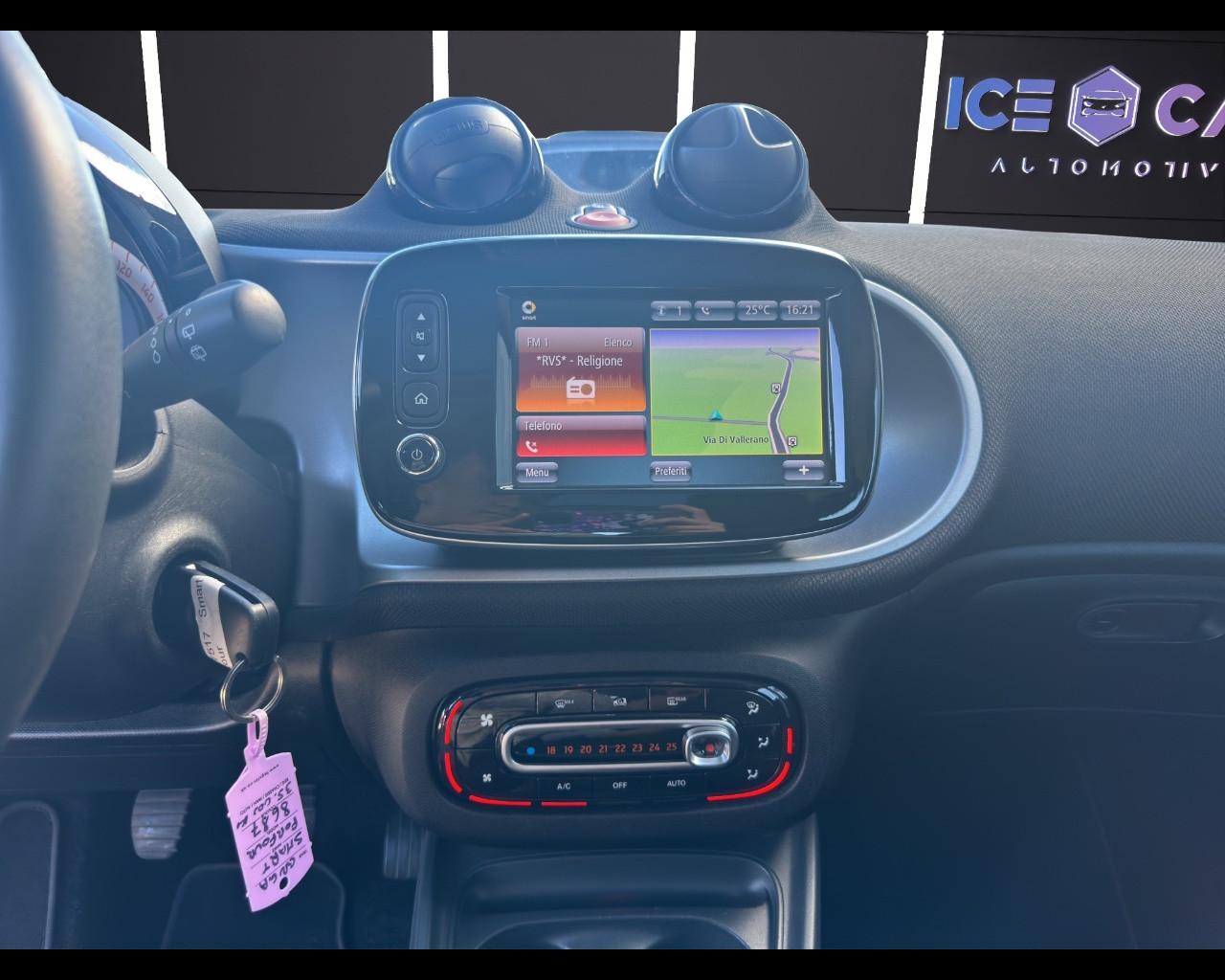 SMART forfour 2ªs. (W453) - forfour 90 0.9 Turbo Passion LED NAVI TETTO