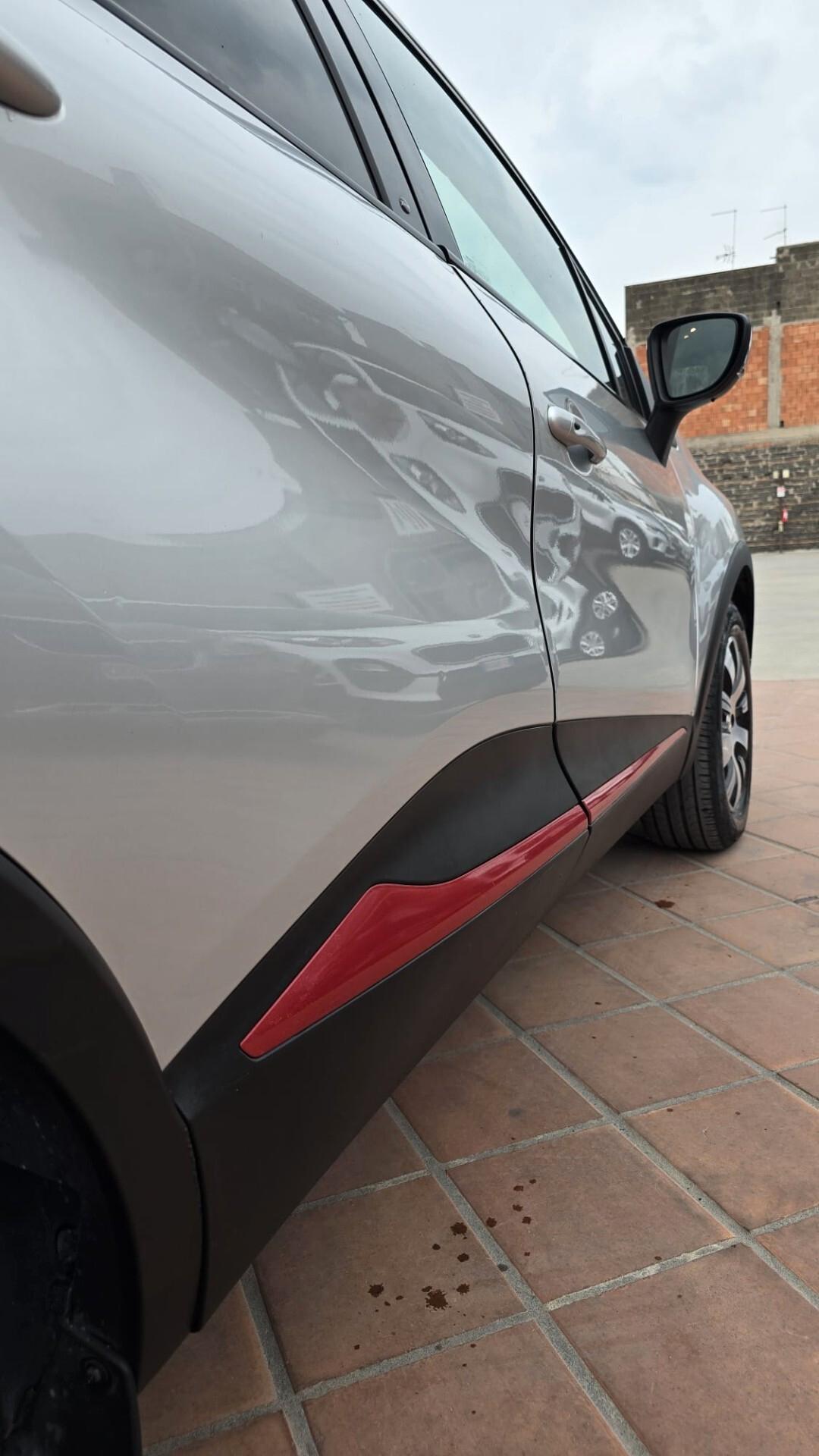 Renault Captur dCi 8V 90 CV EDC Start&Stop Energy Initiale Paris