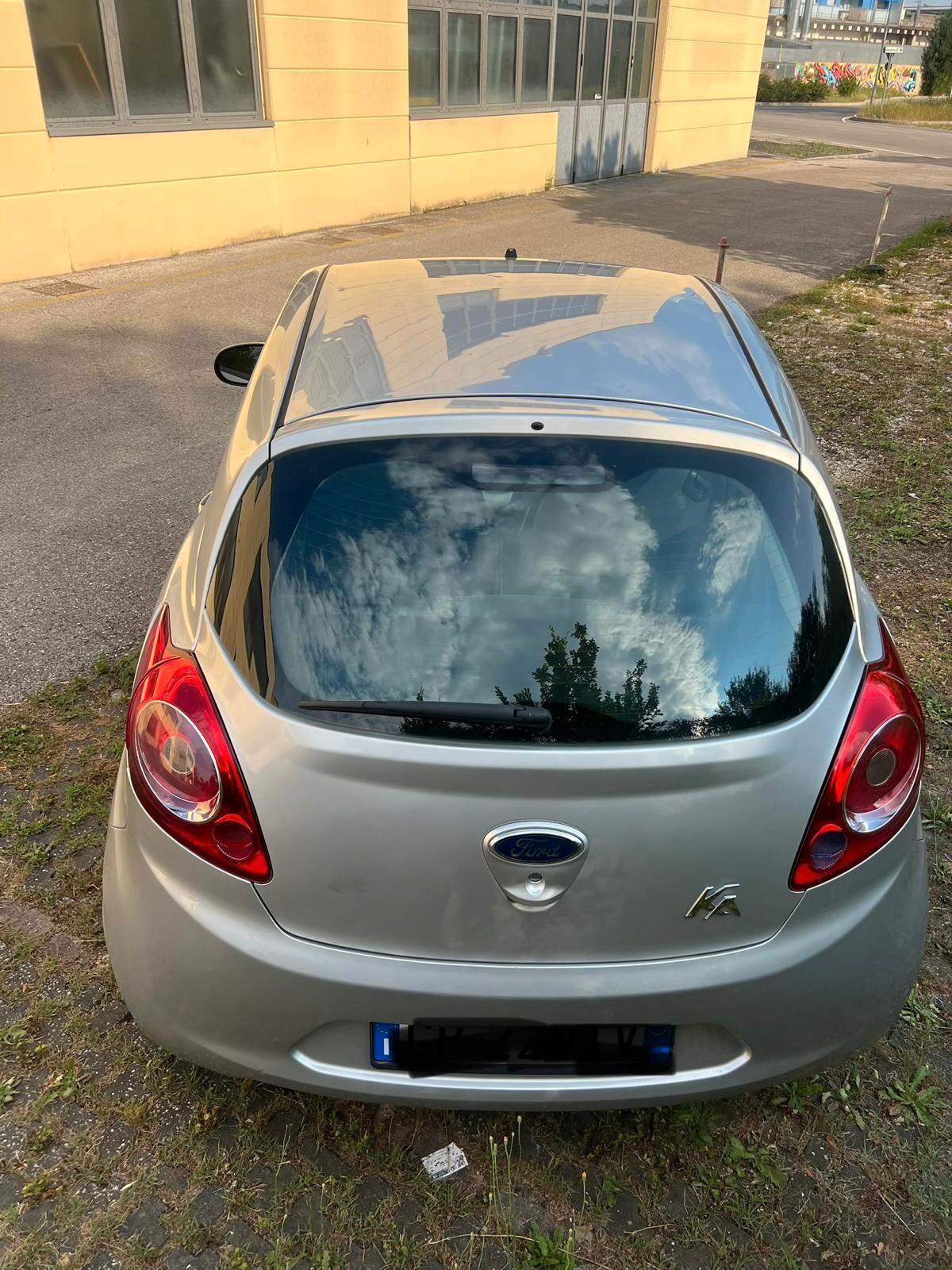 Ford Ka Ka+ 1.2 8V 69CV Neopatentati Trattabile