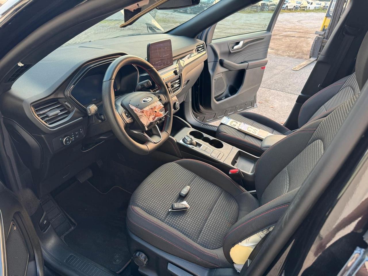 Ford Kuga 2.5 full hybrid ST-Line 2wd 190cv cvt INCIDENTATA