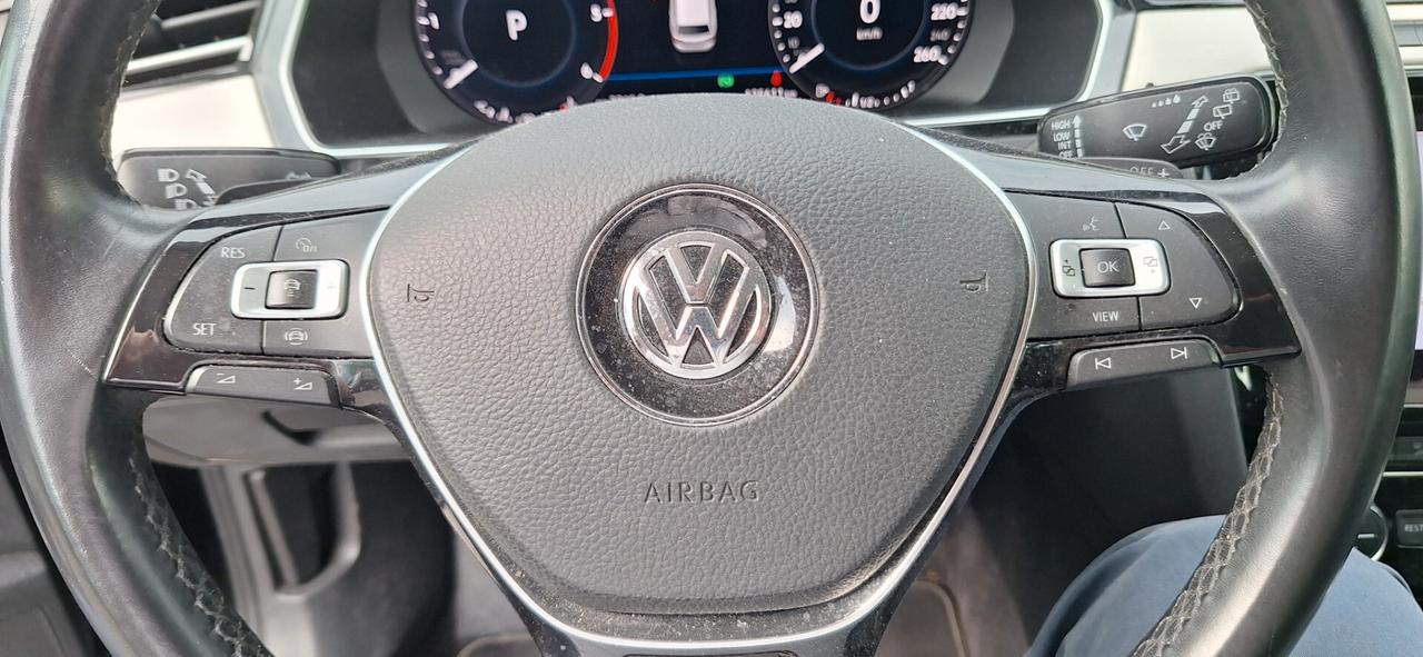 Volkswagen Passat Variant 2.0 TDI DSG Executive BlueMotion Tech.