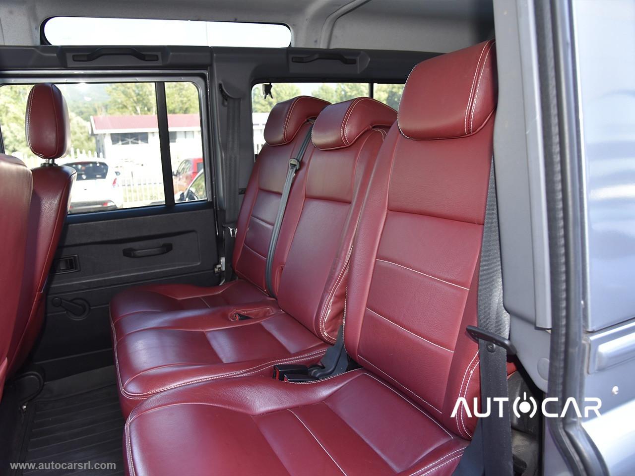 LAND ROVER Defender 110 2.2 TD4 Station Wagon