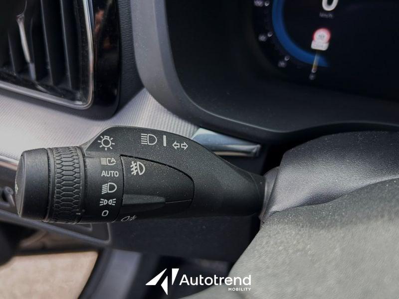 Volvo XC60 B5 235+14 CV AWD Automatica Mild Hybrid Diesel LED R-design