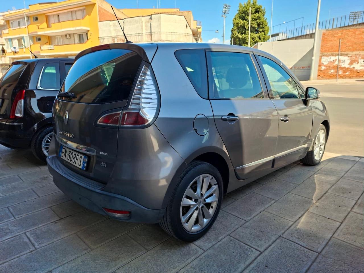 Renault Scénic XMod 1.5 dCi 110CV Live 2012