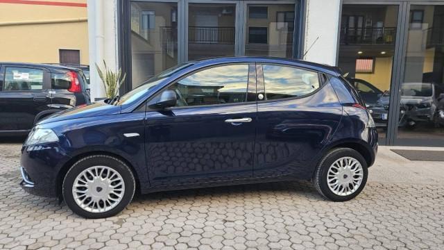 Lancia Ypsilon 1.2 Silver ecochic Gpl 69cv