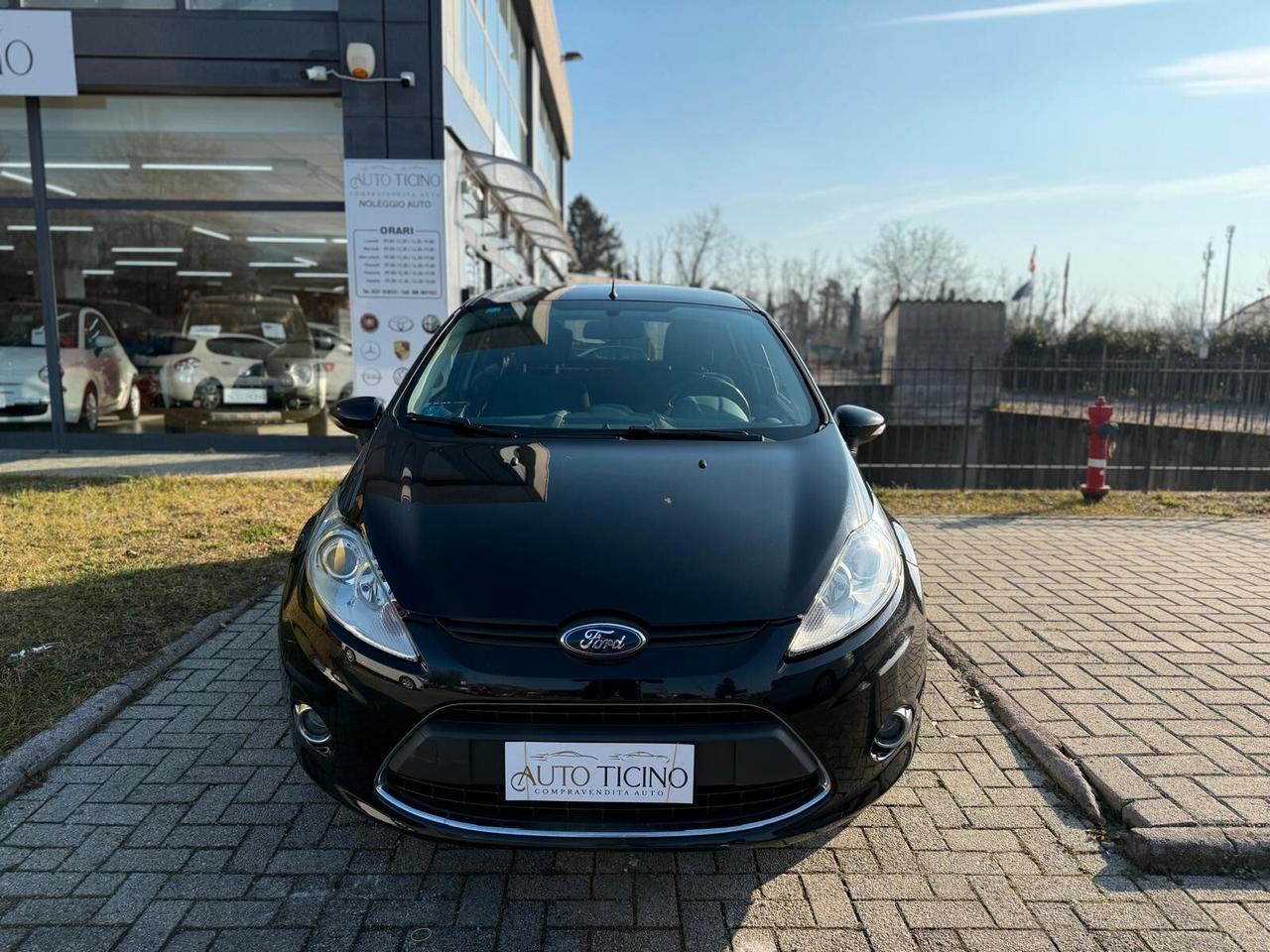 Ford Fiesta 1.4 5 porte Bz.- GPL Titanium