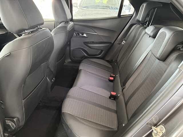 Peugeot 2008 1.2 PureTech 100 CV Allure