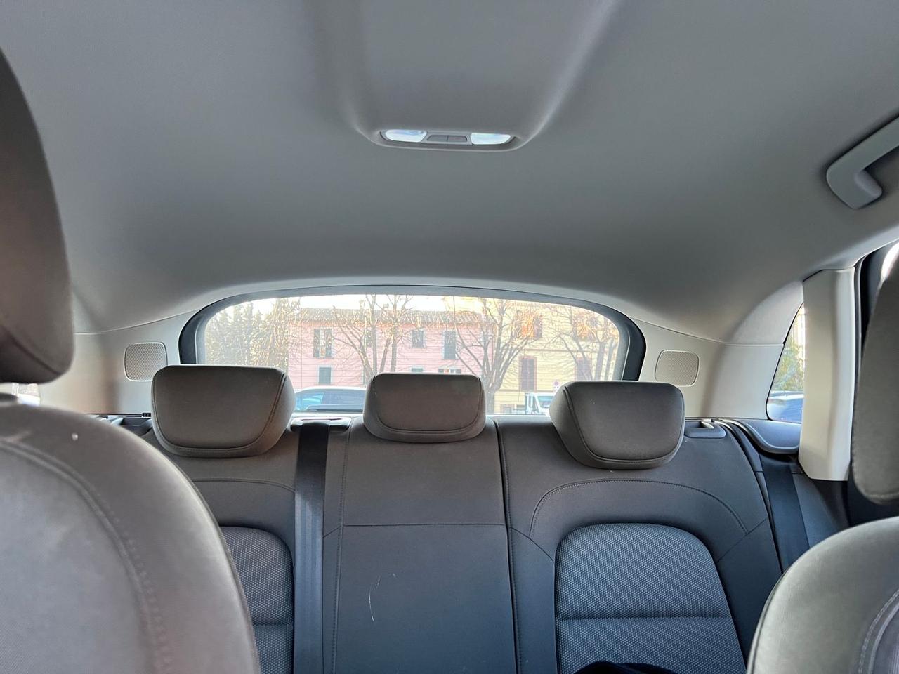 Audi Q3 2.0 TDI #9611