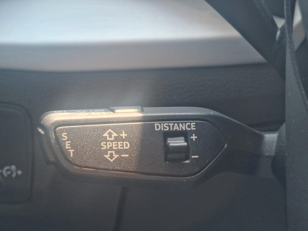 Audi Q2 30 TDI S tronic Business