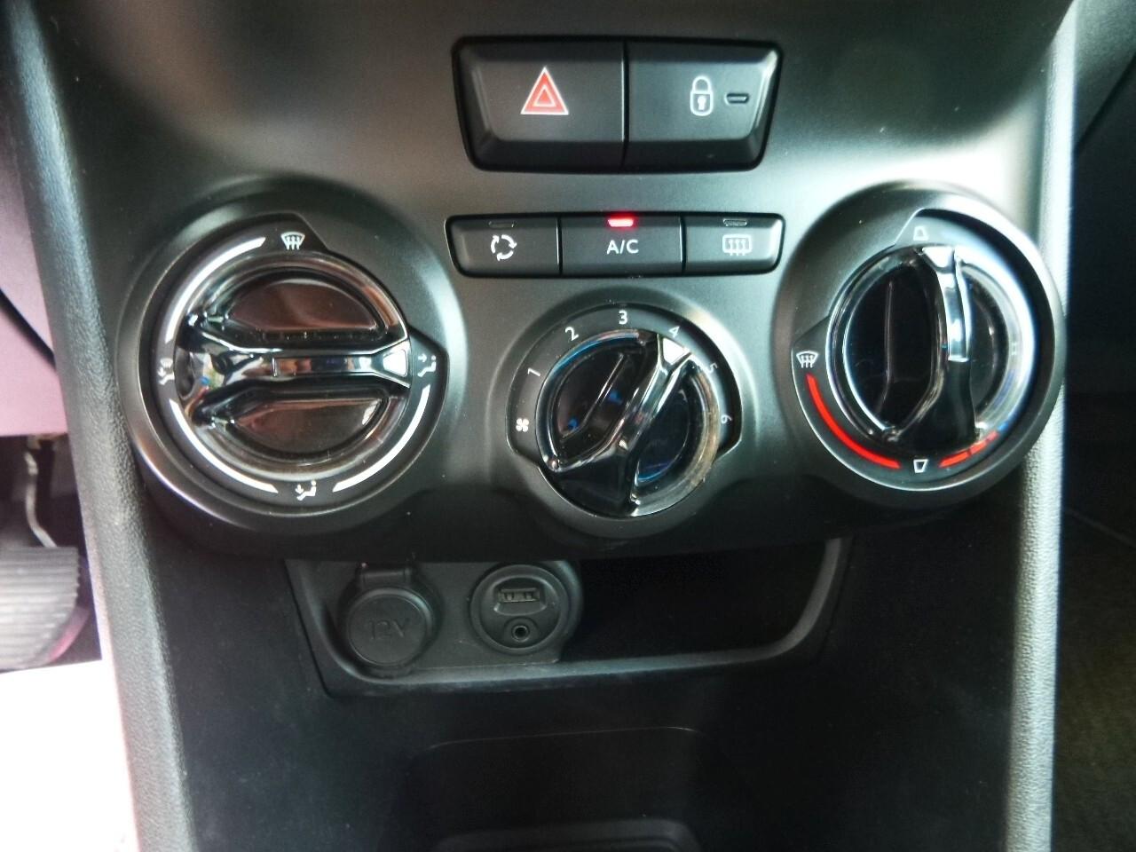 Peugeot 208 1.2 VTi 82 CV 3 porte Active