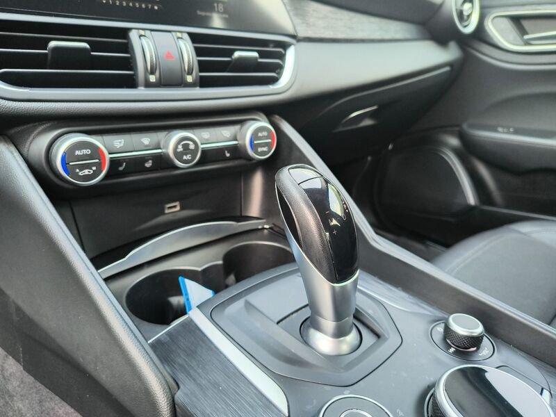 Alfa Romeo Giulia 2.2 Turbodiesel 190 CV AT8 AWD Q4 Executive