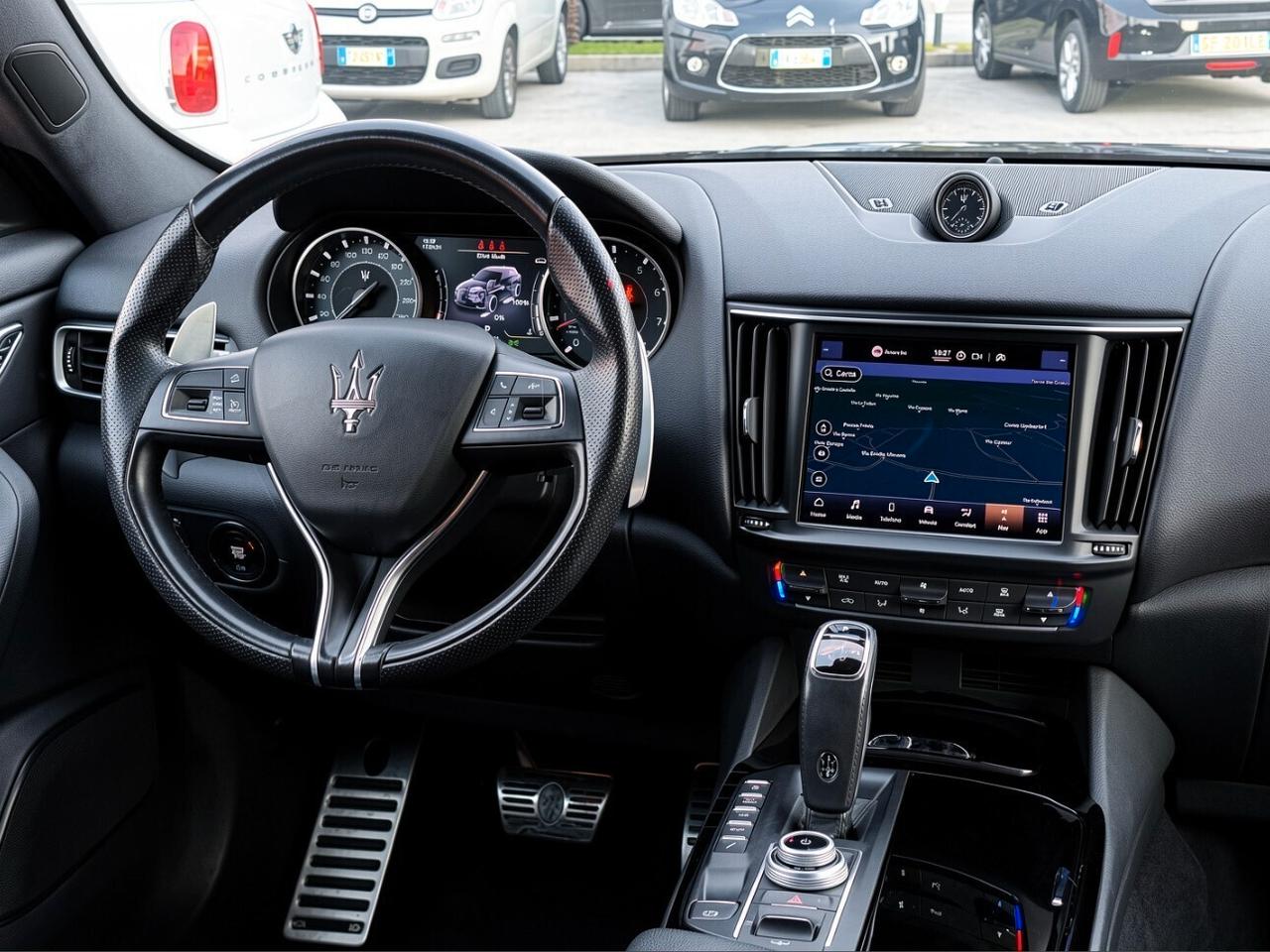 Maserati Levante 3.0 V6 Gransport 350CV Q4