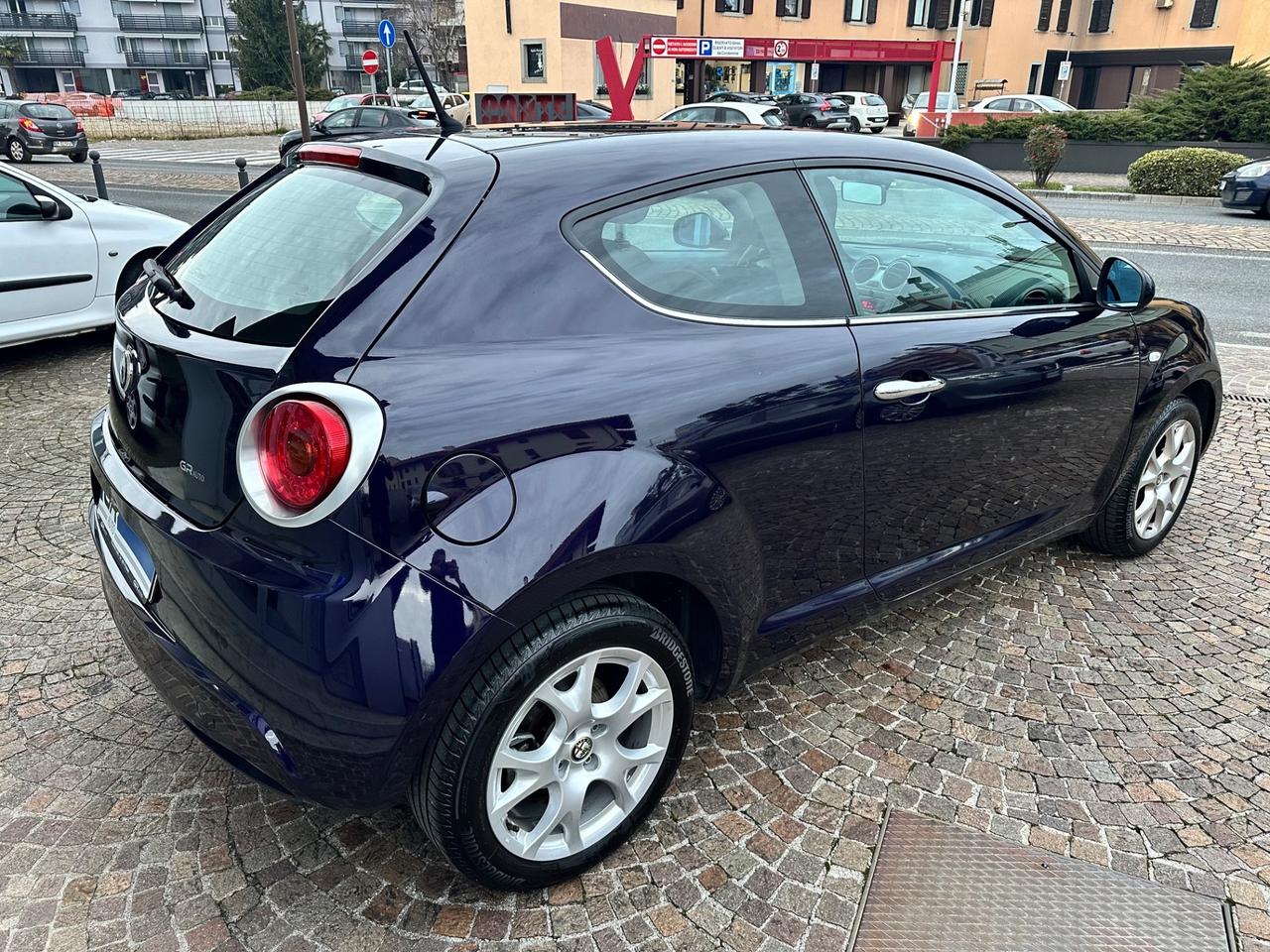 Alfa Romeo MiTo 1.4Bz 78Cv Distinctive - Neopatentati