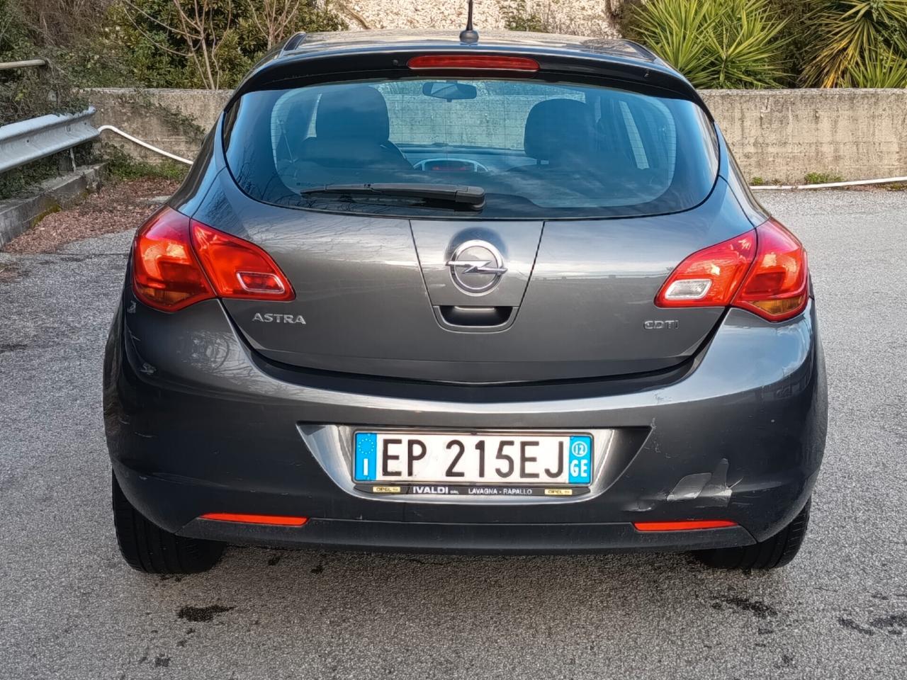 Opel Astra 1.7 CDTI 110CV EcoFLEX S&S 5 porte Cosmo