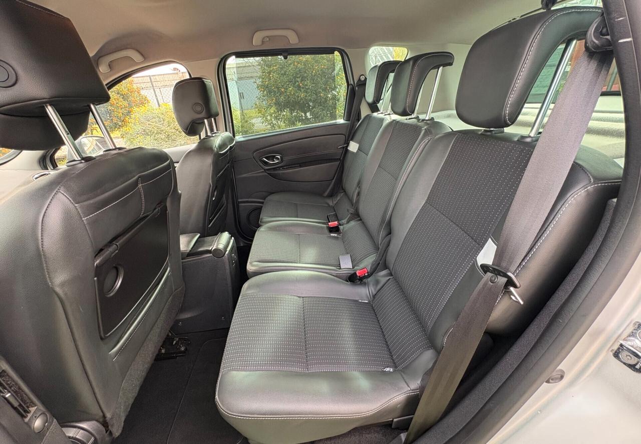 Renault Scenic XMod 1.5 dCi 110CV limited