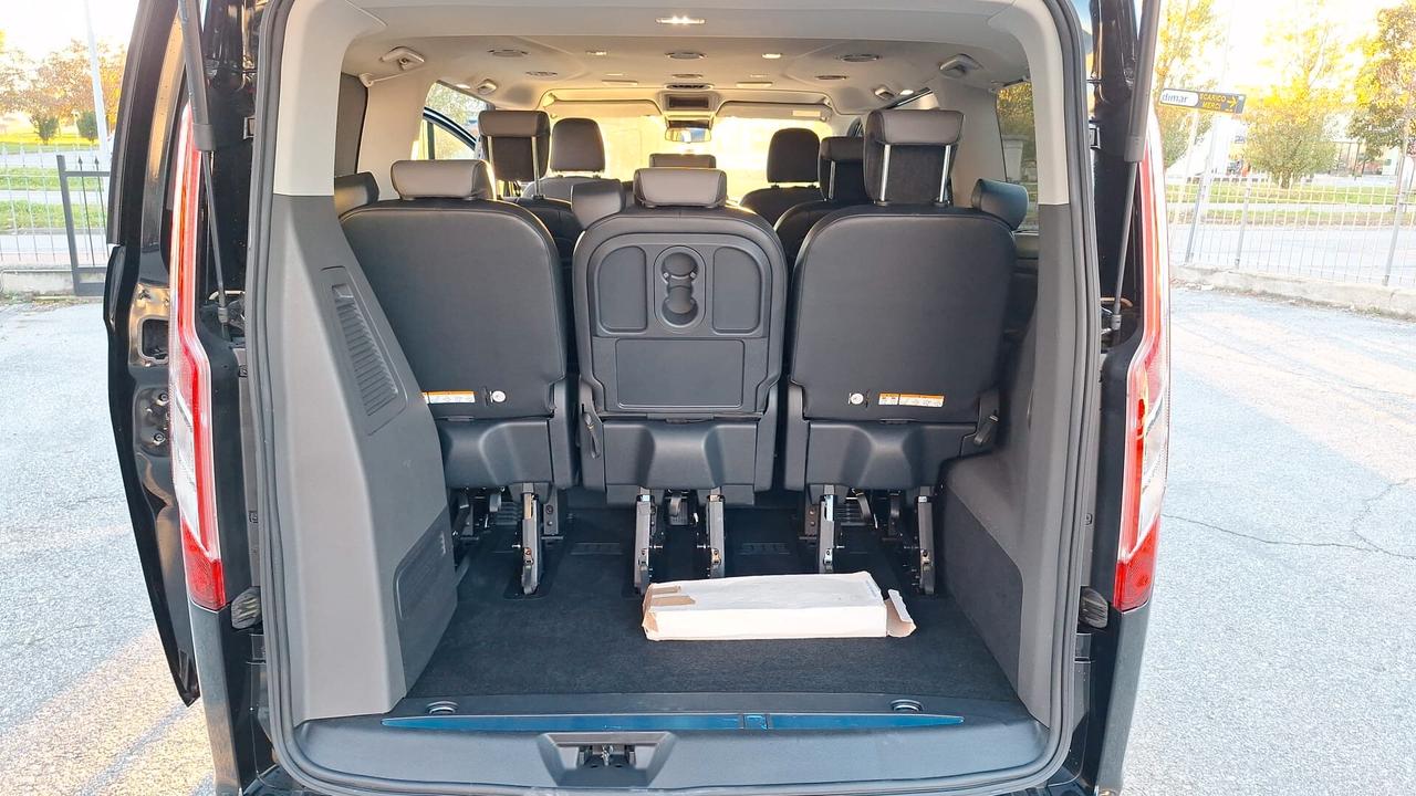 Ford Tourneo Custom 320 2.0 EcoBlue 185CV aut. PC Titanium 8 POSTI!!!