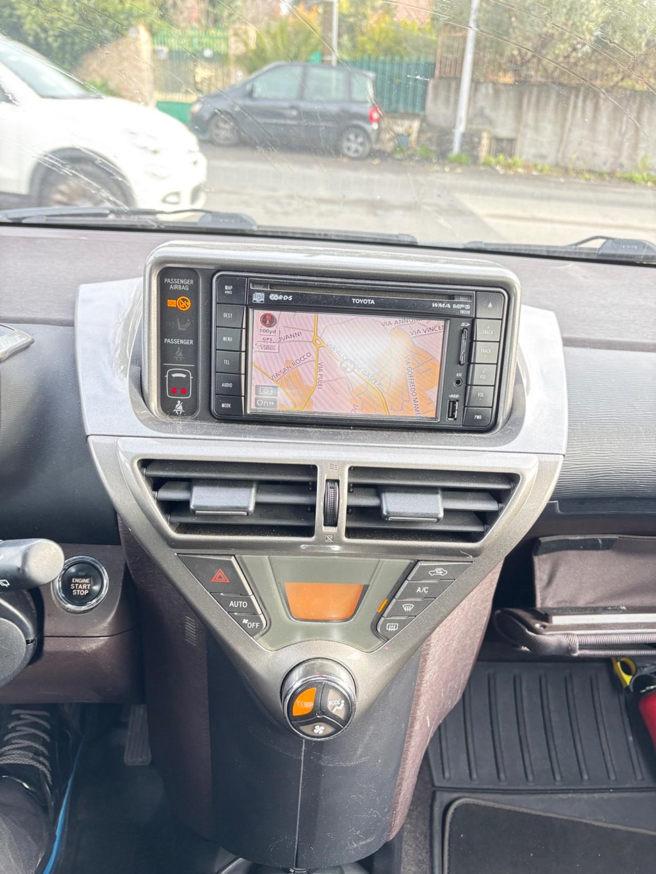 Toyota iQ 1.4 diesel 90 cavalli