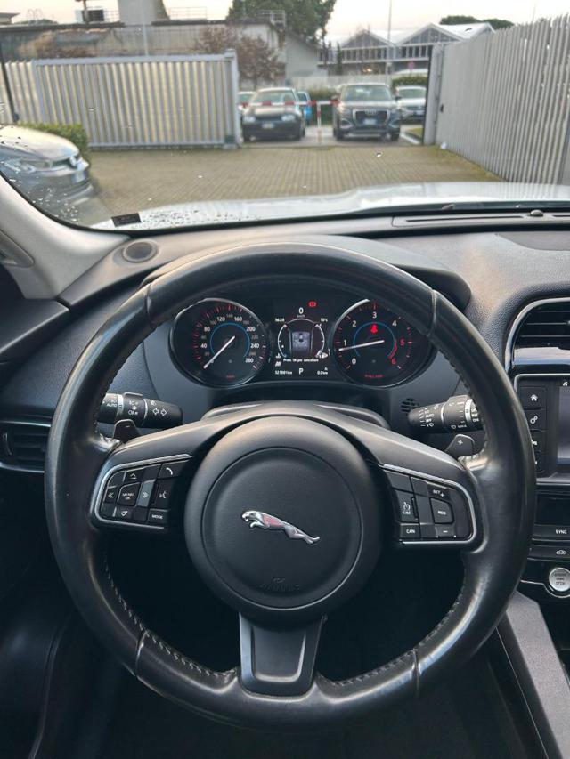 JAGUAR F-Pace 2.0 D 180 CV AWD aut. Prestige