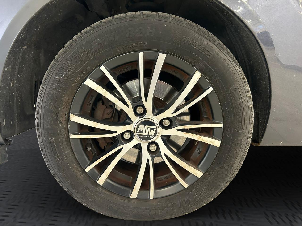 Ford Fiesta 5p 1.2 Titanium