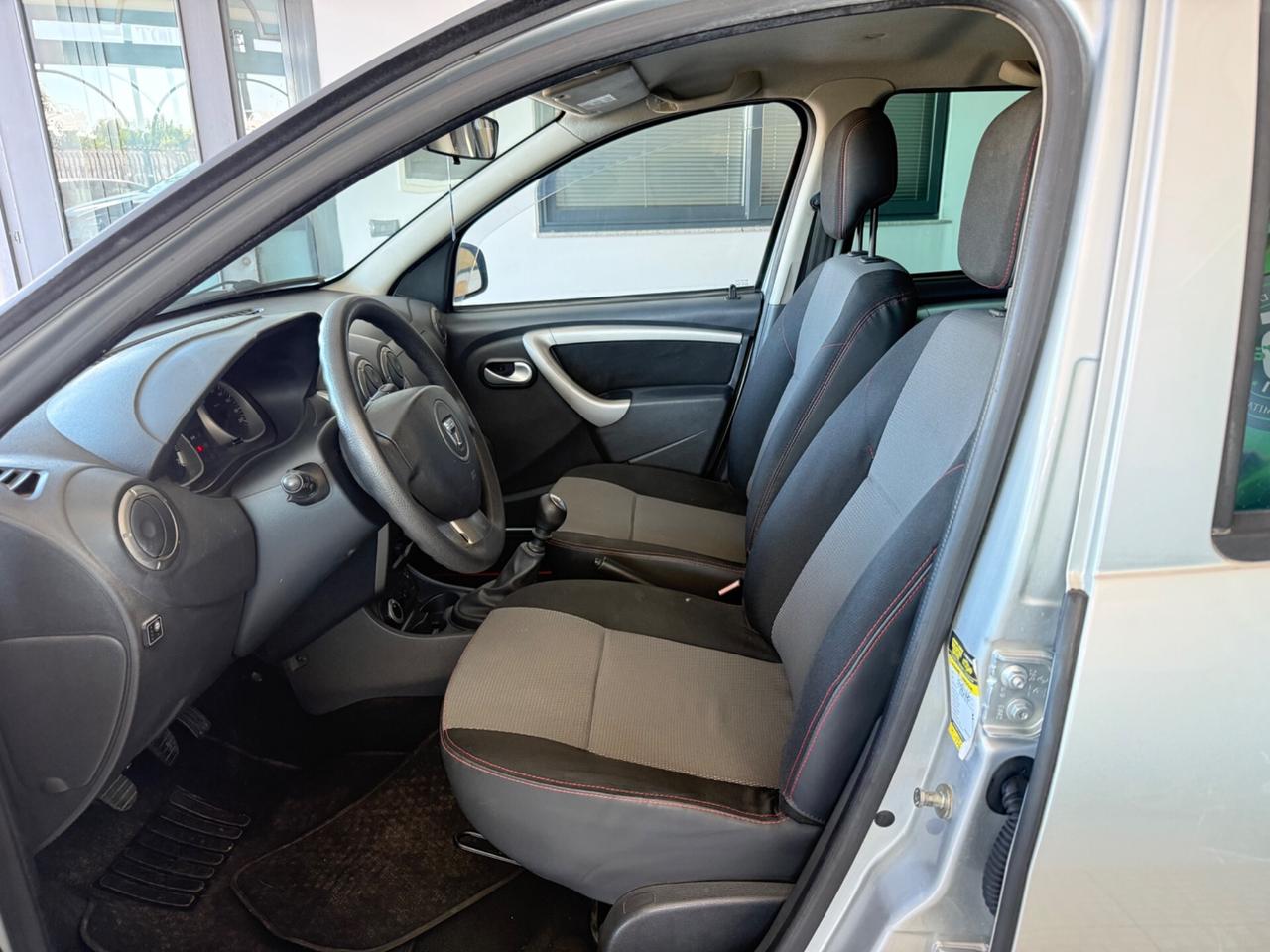 Dacia Duster 1.6 110CV 4x4 GPL Lauréate