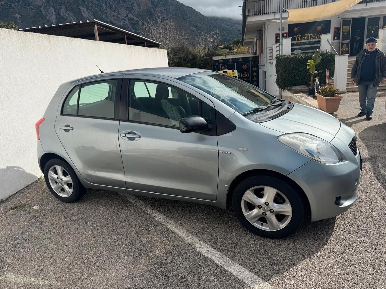 Toyota Yaris 1.4 Diesel Cambio Automatico