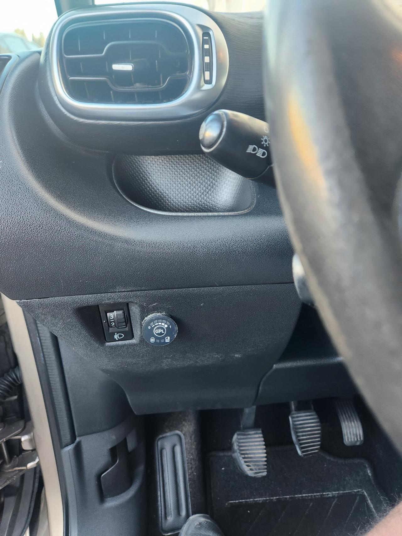 Citroen C3 Picasso 1.4 BENZ/GPL X NEOPATENTATI