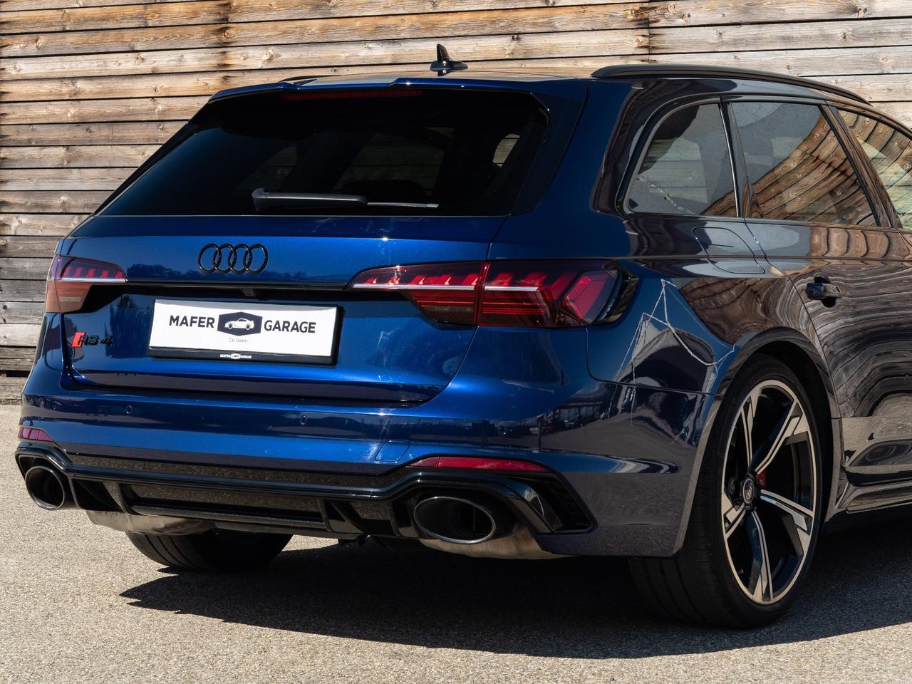 Audi A4 RS 4 Avant