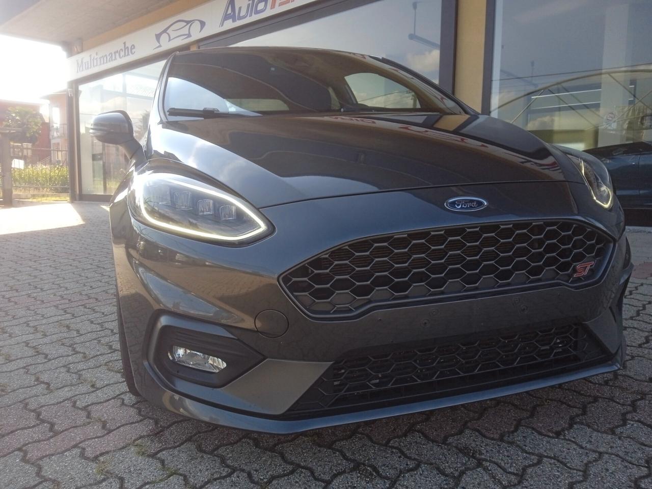 Ford Fiesta ST 18" APPLE CAR PLAY VETRI SCURI SENS PARK CRUISE CONTROL PRONTA CONSEGNA