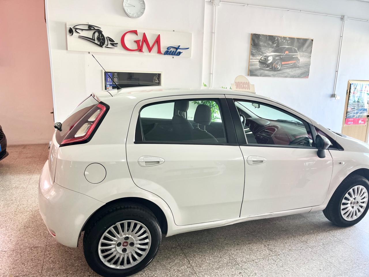 Fiat Punto 1.4 8V 5 porte Natural Power Street