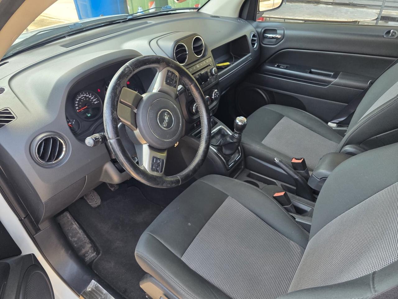 Jeep Compass 2.2 CRD Sport 2WD euro 5. 2012