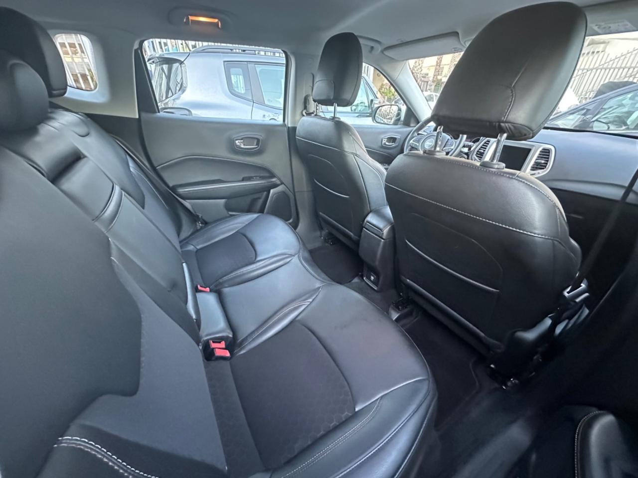 Jeep Compass 1.6 Multijet II 2WD Business 2019 Navii+Retrocamera
