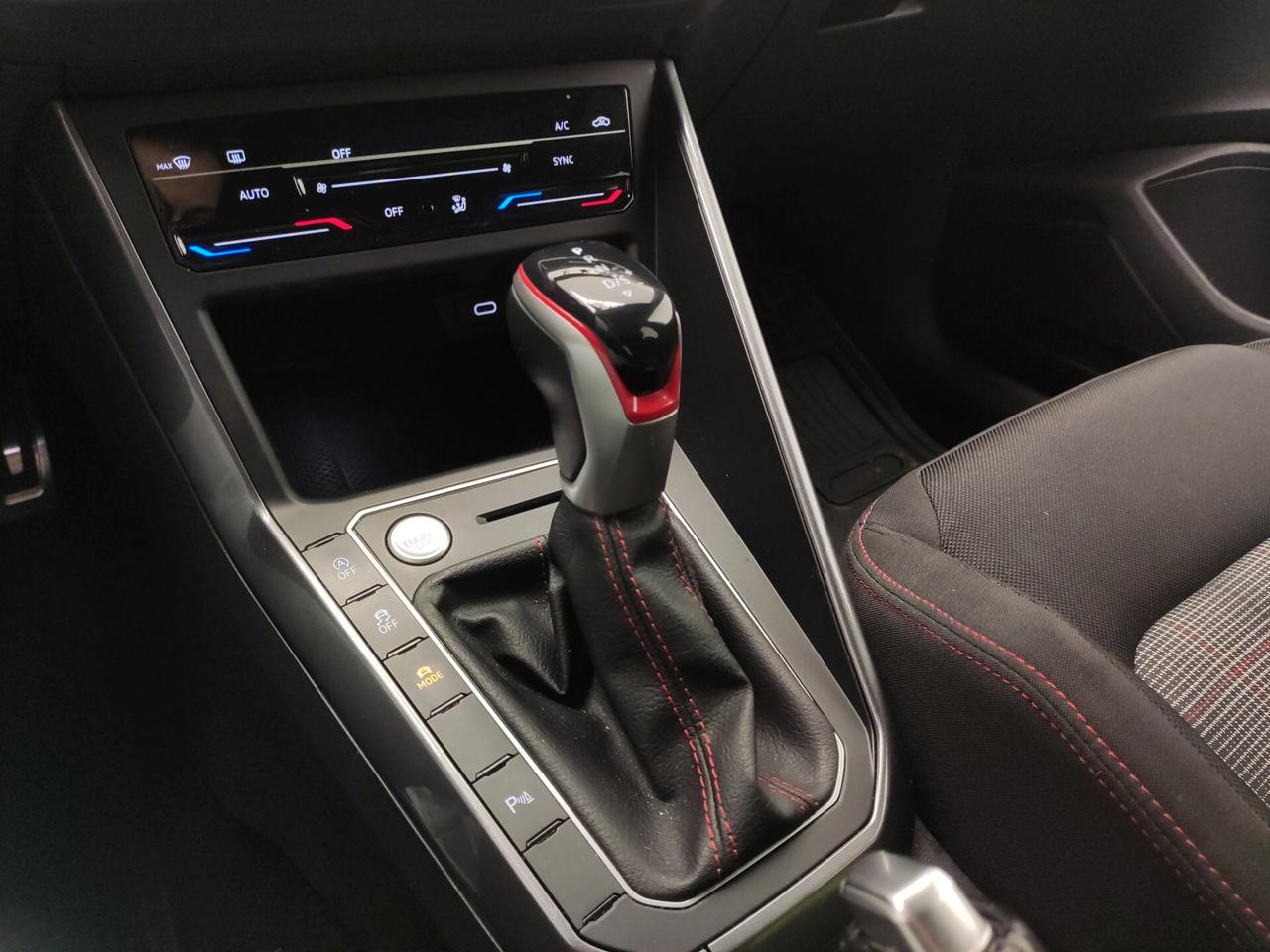 Volkswagen Polo 2.0TSI 207CV DSG GTI