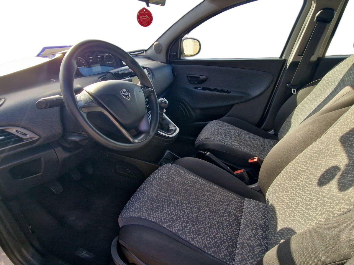 LANCIA YPSILON 1.2 69CV ELEFANTINO