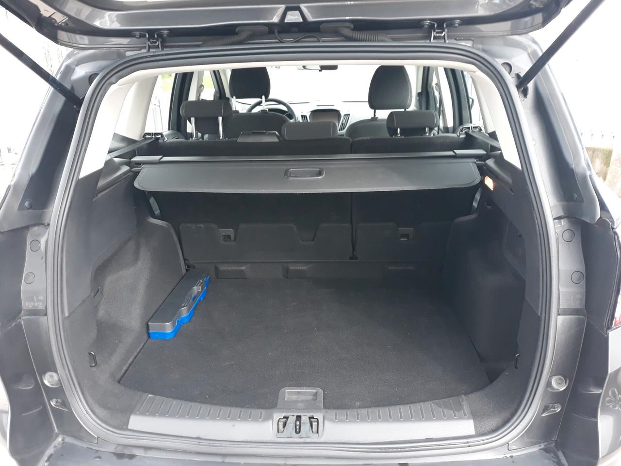 Ford Kuga 1.5 TDCI 120 CV Titanium UNIPROPRIETARIO