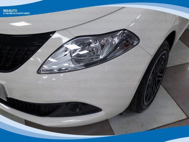 LANCIA Ypsilon Hybrid 1.0 FireFly 70cv 5 Porte Gold EU6 KM Ø