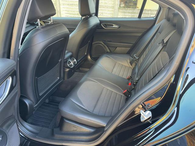 ALFA ROMEO Giulia 2.2 Turbodiesel 180 CV AT8 Q4 VELOCE