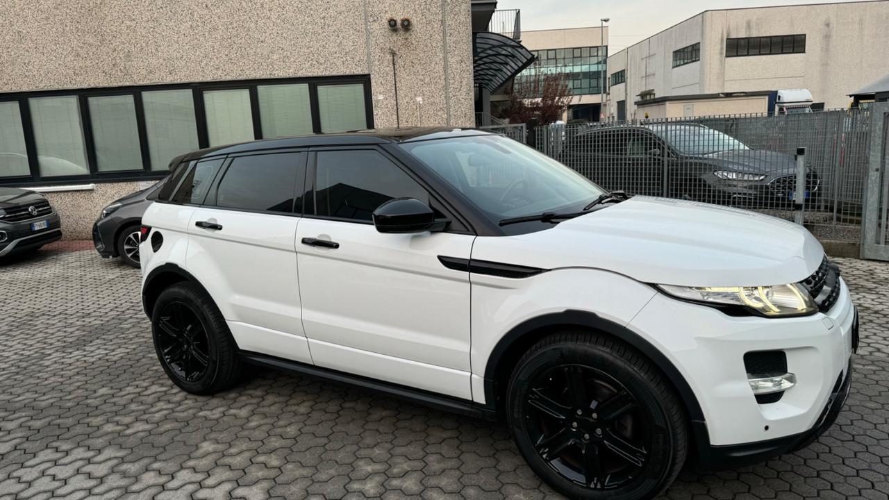 Land Rover Range Rover Evoque Range Rover Evoque 2.2 TD4 5P Pure Tech Pack Launch