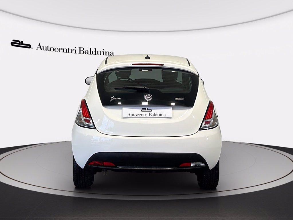 LANCIA Ypsilon 1.0 firefly hybrid silver s&s 70cv del 2022