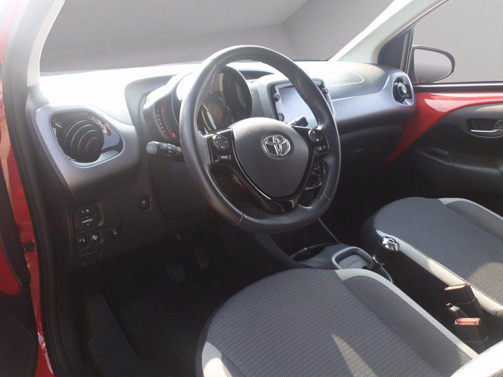 TOYOTA Aygo 5p 1.0 x-play m-mt 72cv del 2021