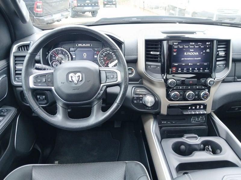 Dodge RAM 1500 5.7 V8 Laramie Night N1