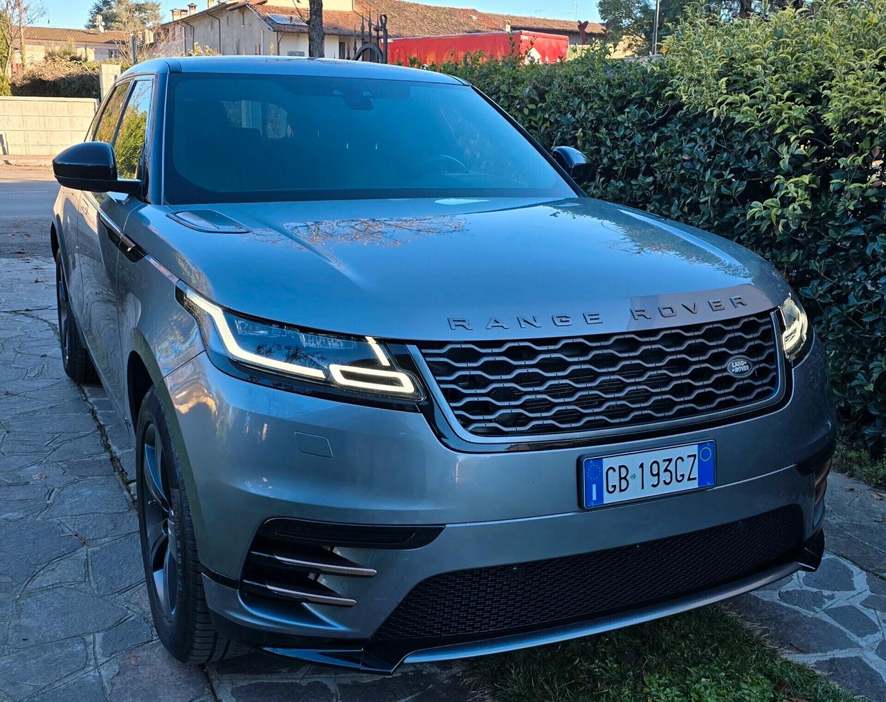 Land Rover Range Rover Velar Range Rover Velar 2.0D I4 240 CV R-Dynamic SE