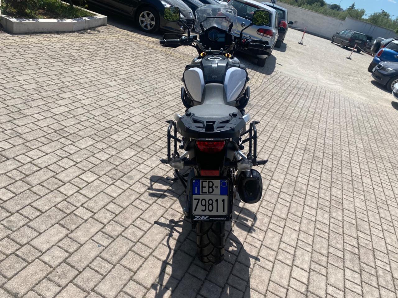 SUZUKI V-STROM DL 1000 unico propietario