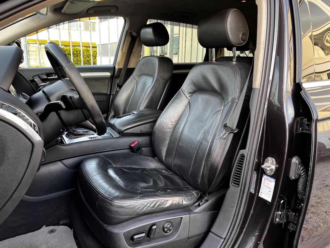 Audi Q7 3.0 V6 TDI GANCIO TRAINO quattro tiptronic